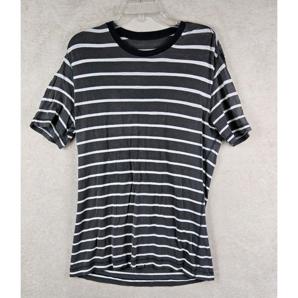 Lululemon Men's Short Sleeve Striped T Shirt Size L